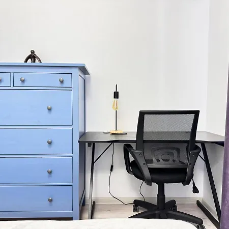 In A Historic Center Of Μπρασόβ