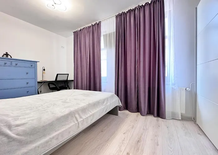 In A Historic Center Of Διαμέρισμα Μπρασόβ